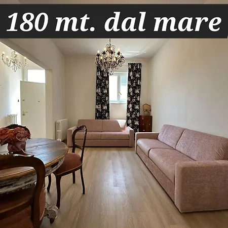 度假居 Eleganza Marina 利沃诺